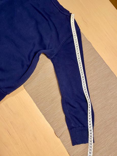 Mikina pokémon, 128