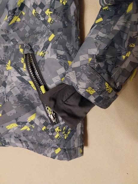 Zimna bunda, authority,140