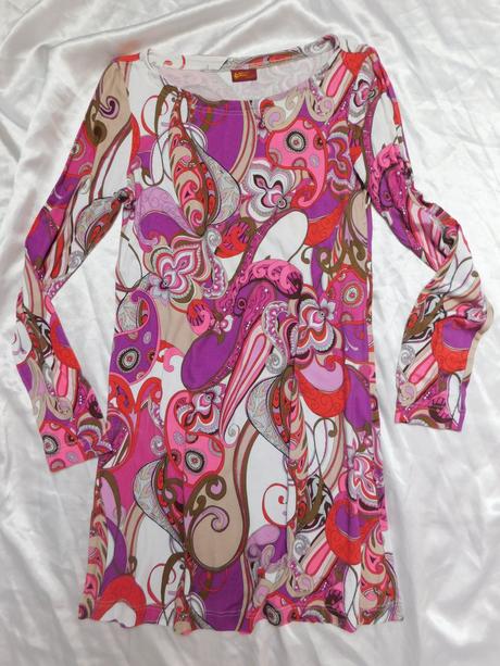 Luxusne upletove šaty, 36