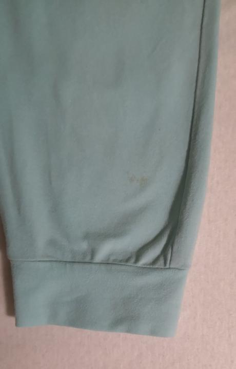 Trištvrťáky, authority,128