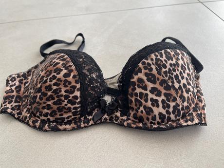 Podprsenka leo 75c, h&m,75c