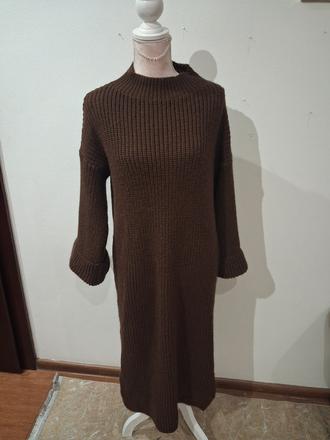 Pletené šaty, 