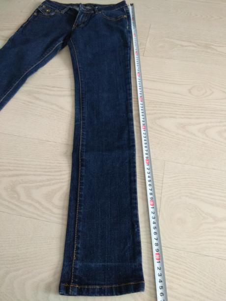 Tmavomodré rifle, 26