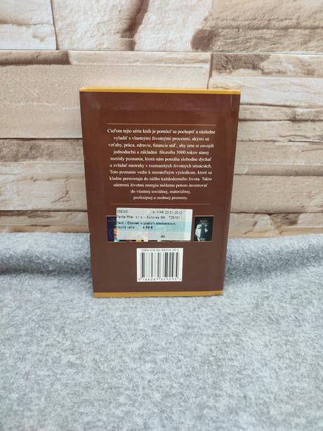 Človek v piatich elementoch - zem, 