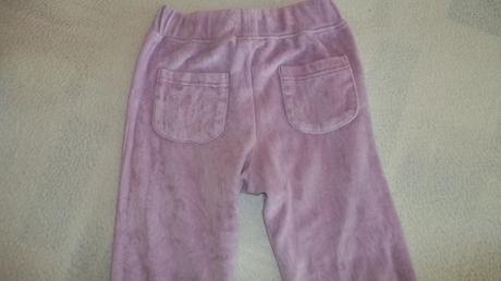 Velurové tepláky, 110