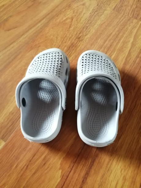 Šľapky veľkosť. 23, 23