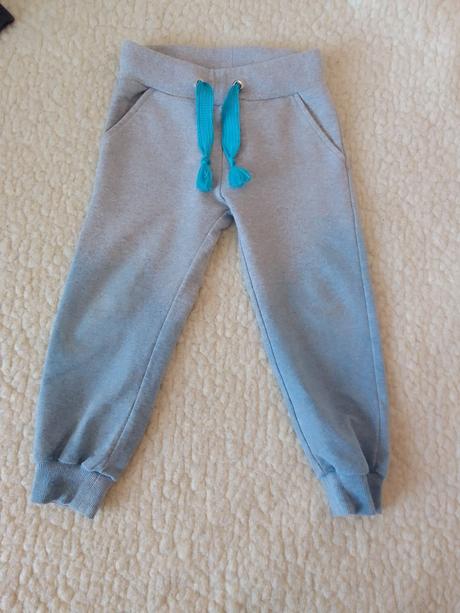 Chlapčenské tepláky, 122