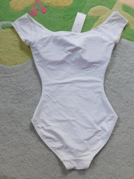 Nové plavky figleaves, 36