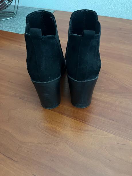 Topanky, reserved,36