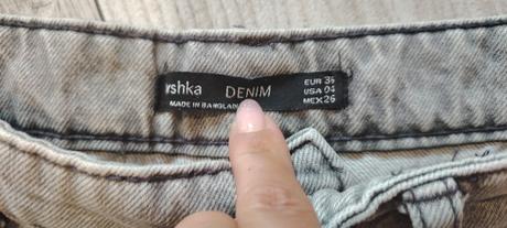 Krátke šortky, bershka,36
