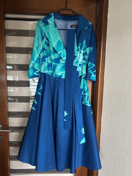 Slávnostné šaty -m, m