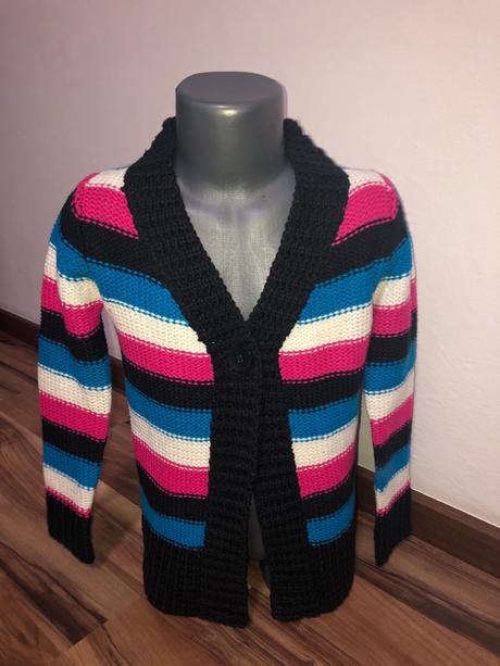 Balík oblečenia 128 (22ks), 122–134