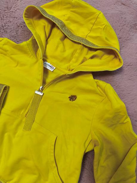 Dievčenská súprava, 146