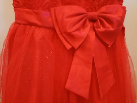 Spoločenské šaty s mašľou, 122