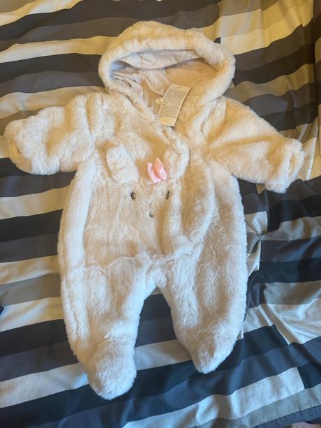 Overal zajko, zara,68