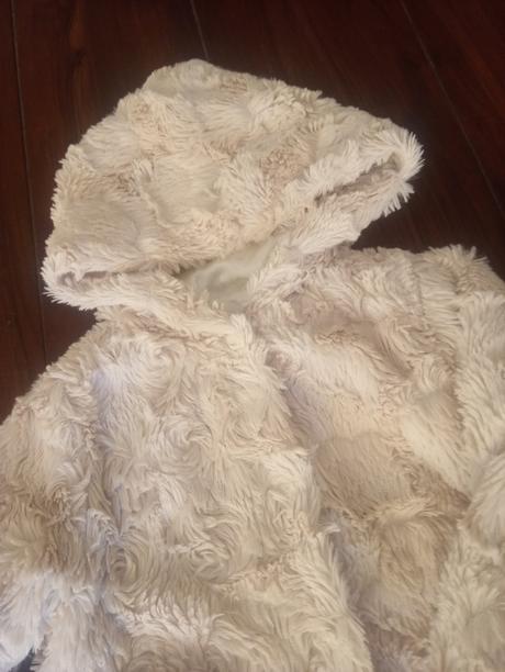 Prechodná bundička, 74