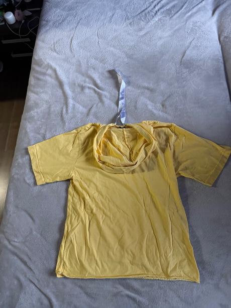 Žlté tričko s kapucou, m