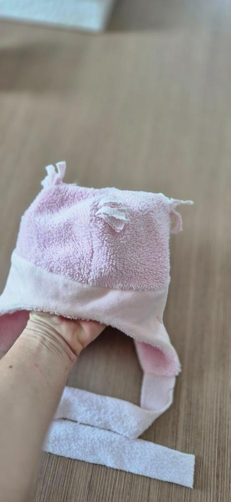 Tepla ciapka-leo poldi, 74