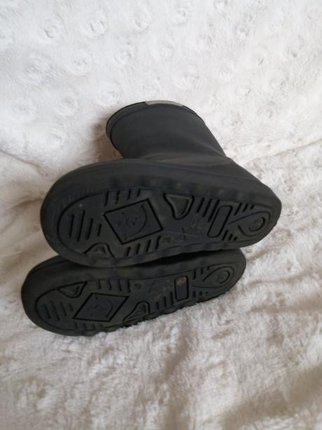 Gumáky s ovčím rúnom, en fant,26