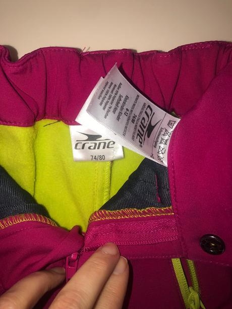 Softschellove nohavice, 74