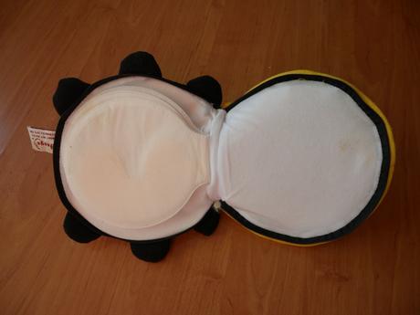 Obal na cd v tvare plyšovej včielky, 