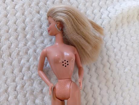 Retro barbie ktorá sa smeje, 