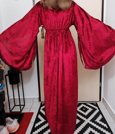 Krásne karnevalové šaty 10/12 rokov, 140