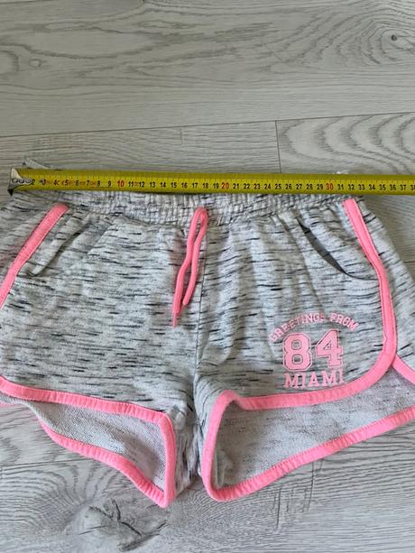 Šedé kraťasy s pásikom, pepco,158