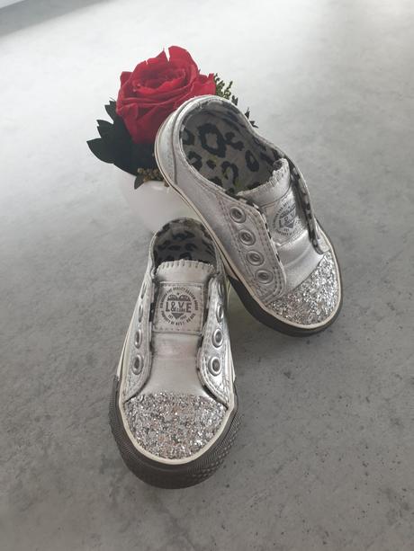 Tenisky next, next,19