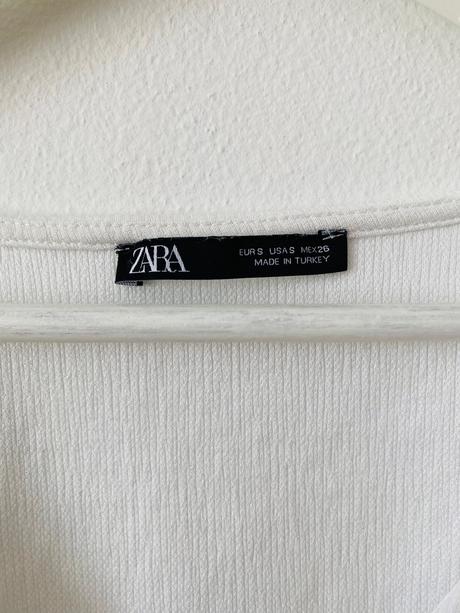 Zara krátky biely top, zara,s