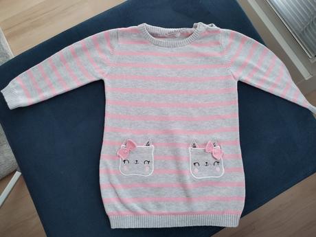 Pulovrik/saty, sedi na viac velkosti,