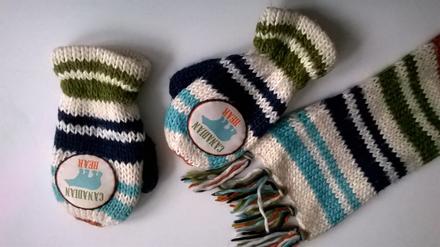 Rukavičky a šálik canadian bear veľ. 86 / 92, c&a,86