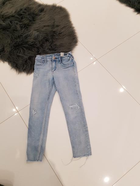 Dievcenske rifle, h&m,122