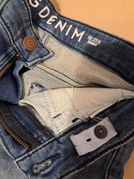 Chlapčenské rifle 152 cm - 12 r., c&a,152