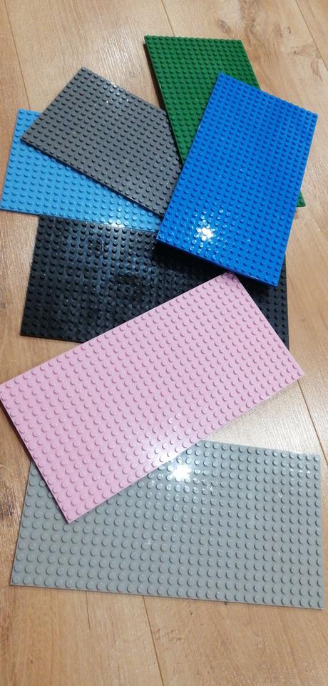 Obojstranný stavebný blok 32x16, 