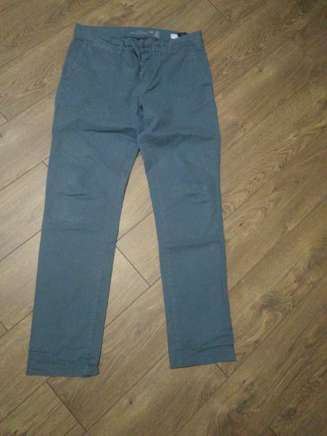 Nohavice slim, h&m,30