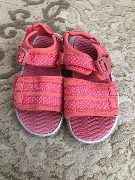 Sandálky, loap,29