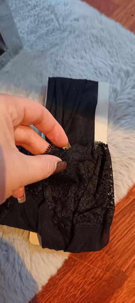 Dámske pančuchy, s