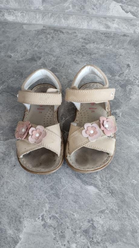 Dievčenské kožené sandálky, 26