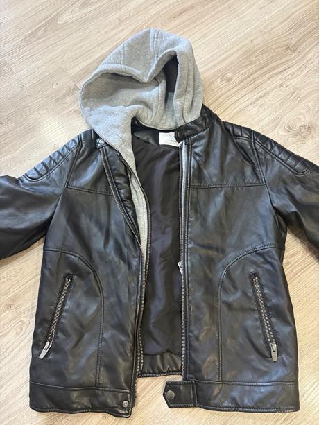 Frajerská koženka, zara,152