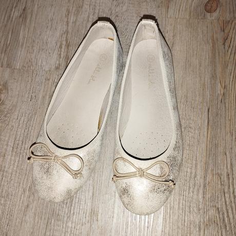 Trblietavé balerínky, 34