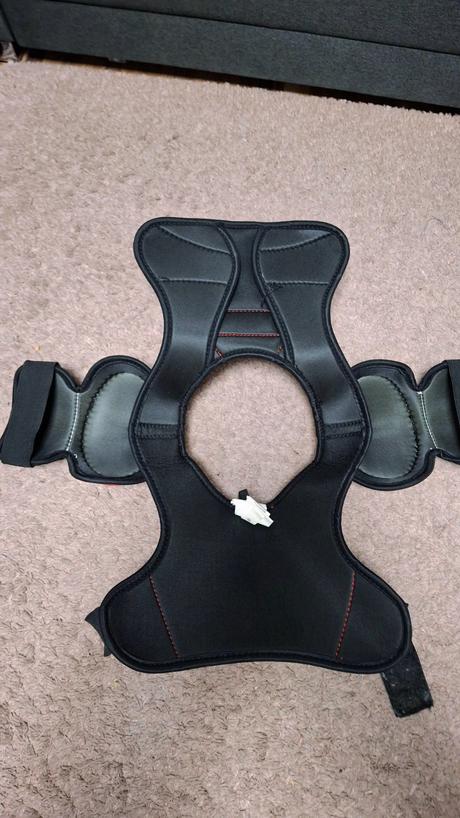 Ramenné  a lakťové chrániče ccm, ccm,s