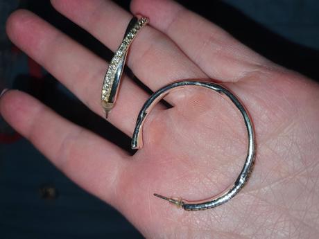 Rôzne nausnice 0.5 cent pár pozri ponuku cca 20 ks,