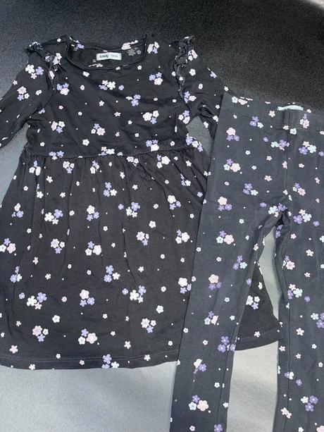 Legíny a šaty, sinsay,110