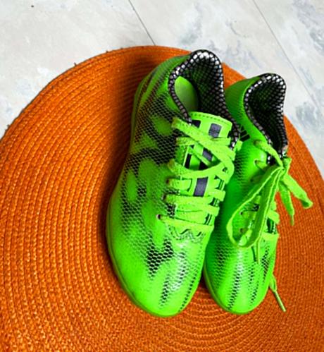 Neónkové halovky adidas 26/27, adidas,26