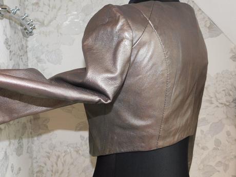 Whyred luxusna kožena bunda, 34