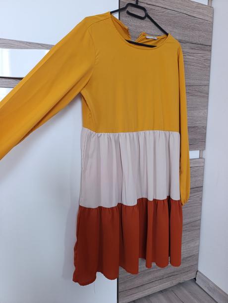 Krásne šaty, gate,38