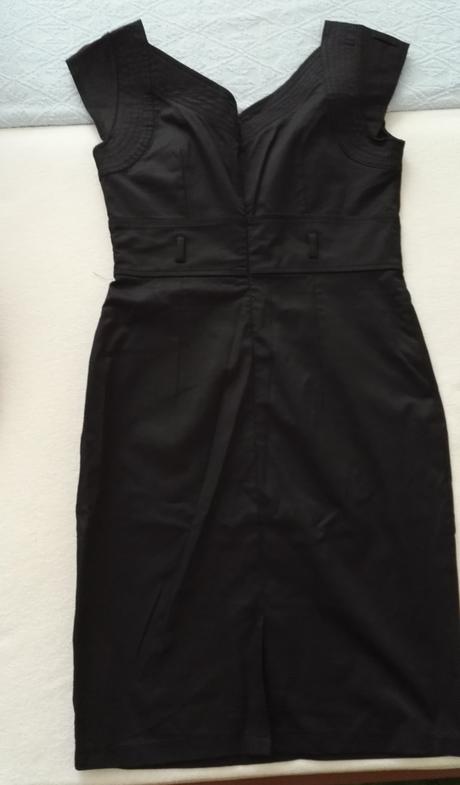Šaty čierne krátke, 40