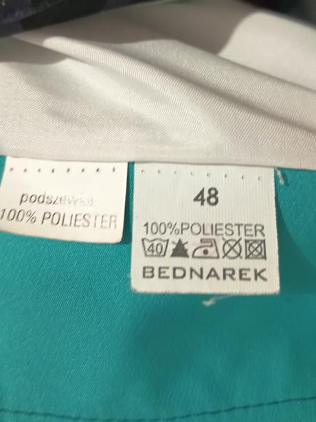 Puzdrová sukňa po kolená, 4xl