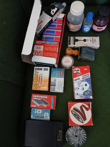 Retro kancelárske potreby 70 - 80 roky,